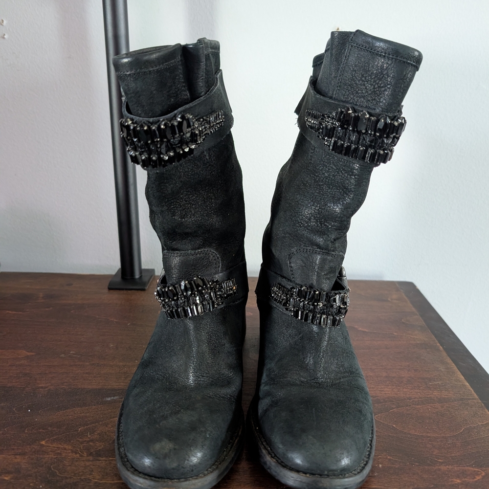 Vera Wang Lavender Label Black Embellished Heeled Boots